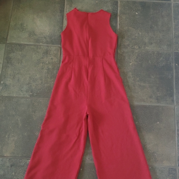 ELSY GIRL red jumpsuit. Italian Size 36 (H. 140 cm) / U.S. Size 10. Worn… - Picture 4 of 9